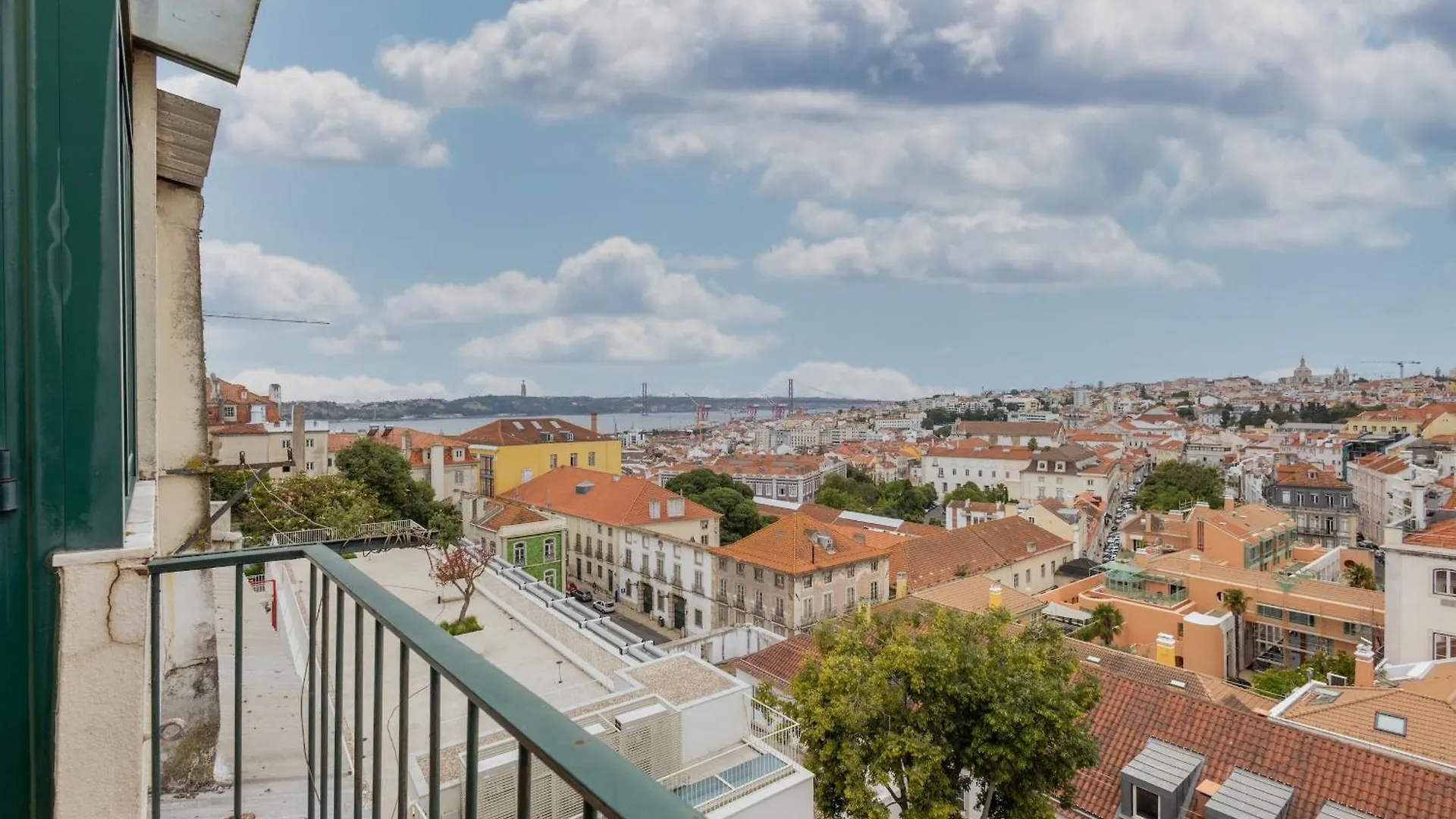 Beguest Bairro Alto City View Apartment Lisbon 0*,